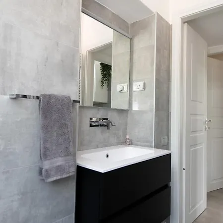 Bella Alda Beautiful Castle Penthouse Canzo