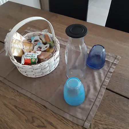 דירה Bella Alda Beautiful Castle Penthouse *